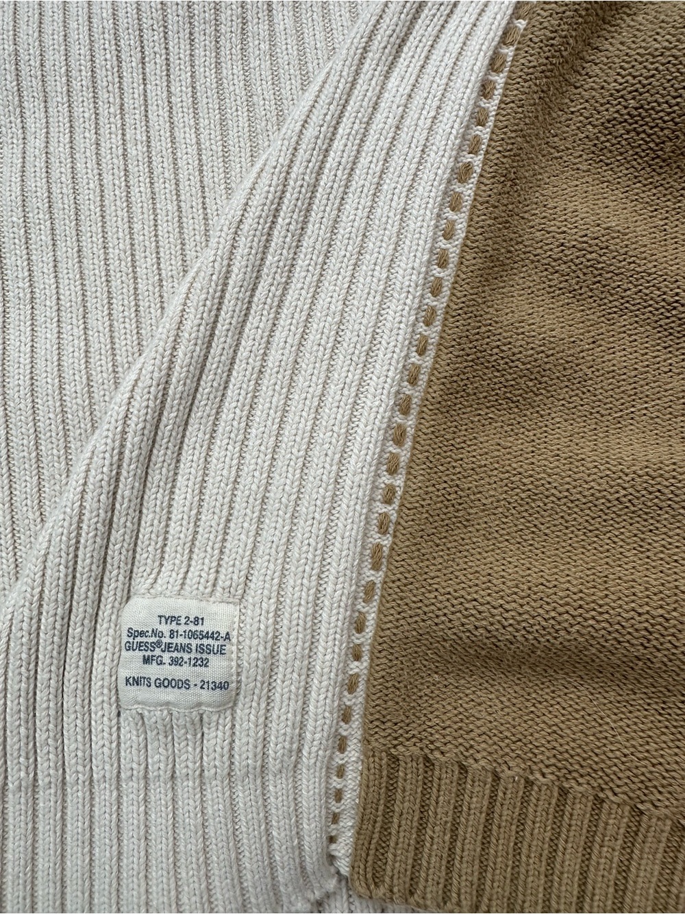 Guess Men’s Type 2-81 Cream Ribbed Knit Sweater with Khaki Side Panels Size L - Picture 10 of 11